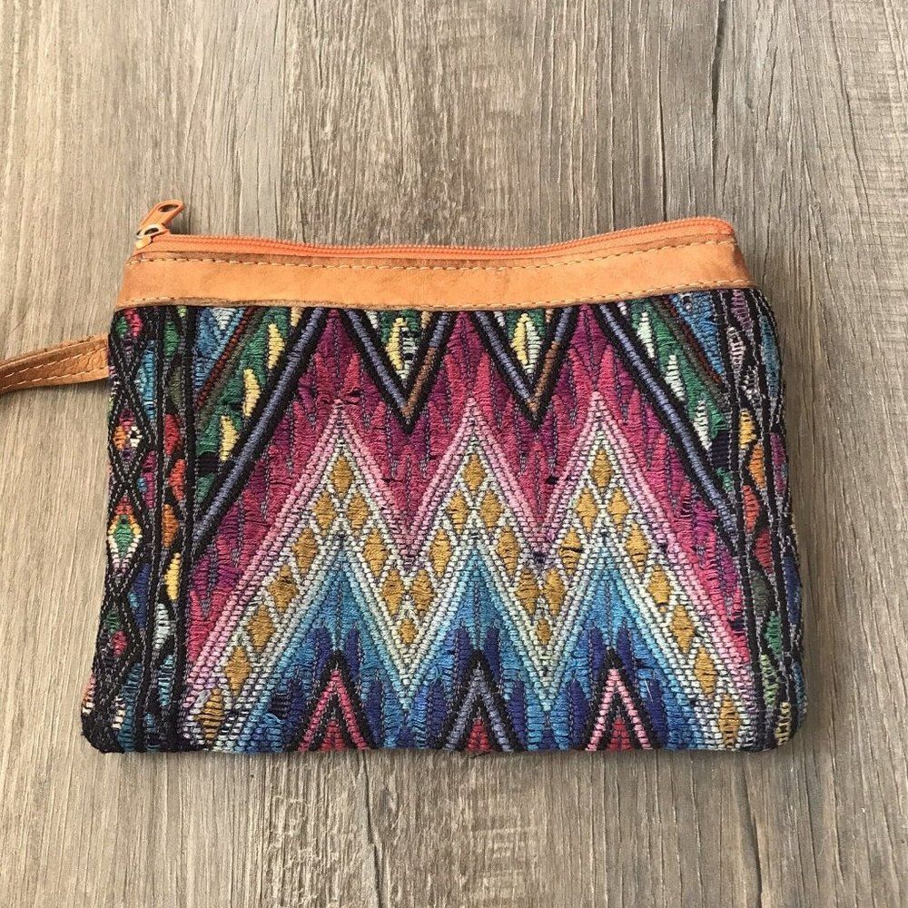 Woven Ethnic Wristlet Artisan Clutch Colorful Zip Bag Interior Pockets